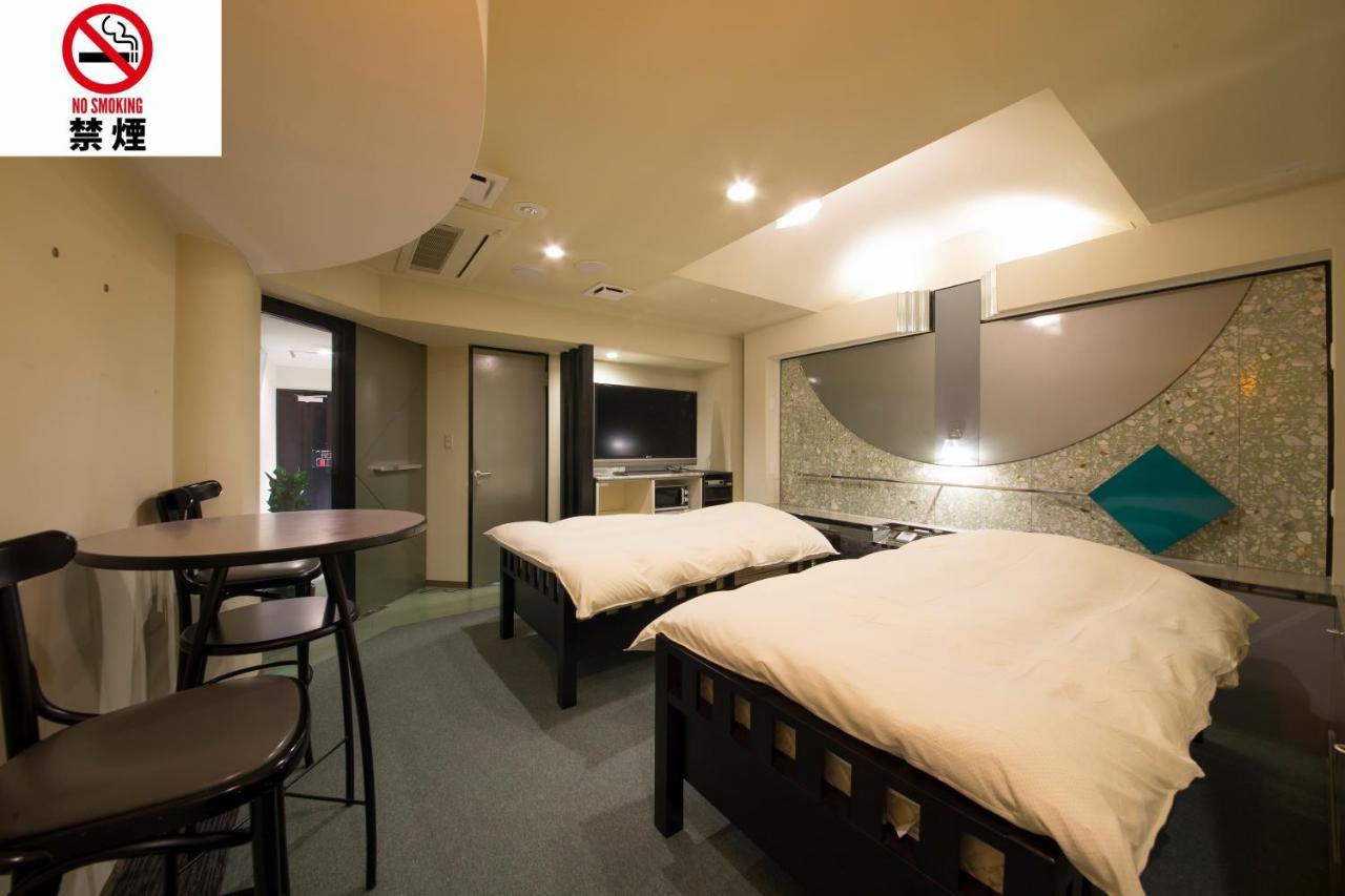 Hotel Beni East (Adults Only) Osaka Esterno foto