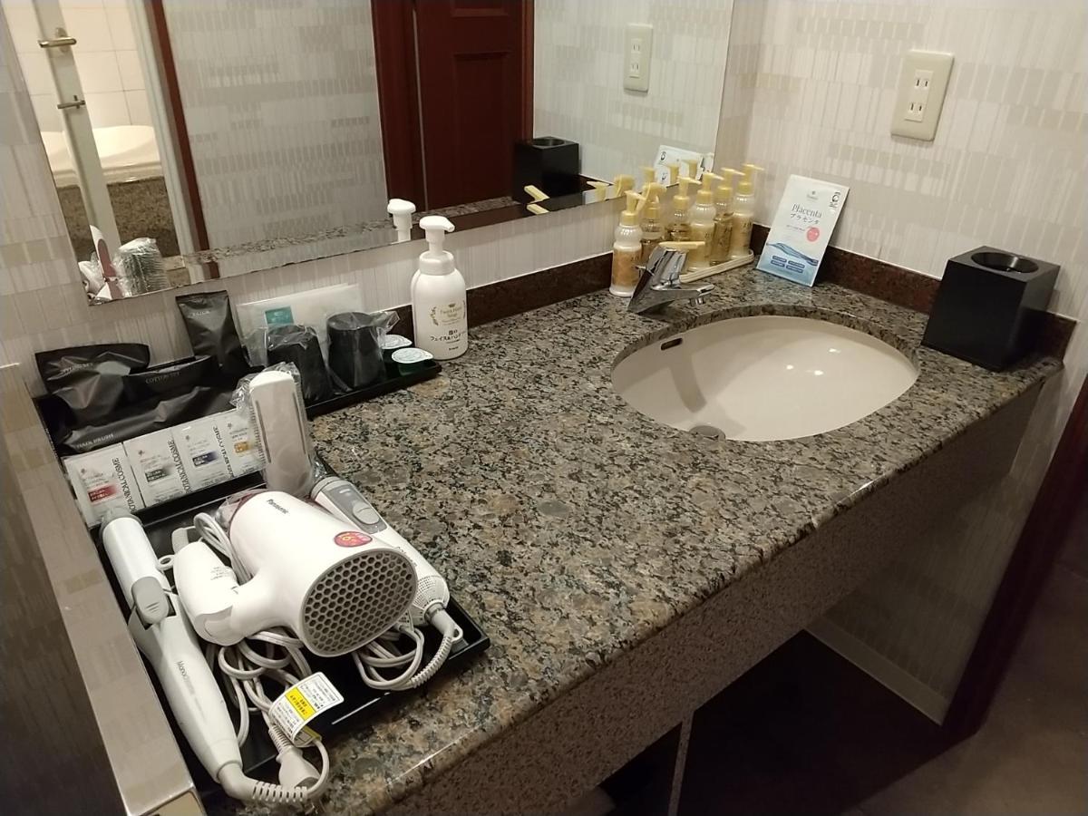 Hotel Beni East (Adults Only) Osaka Esterno foto